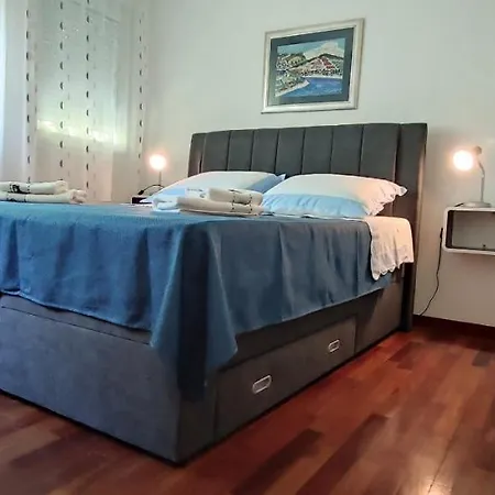 Daire Blue Stella Luxury *