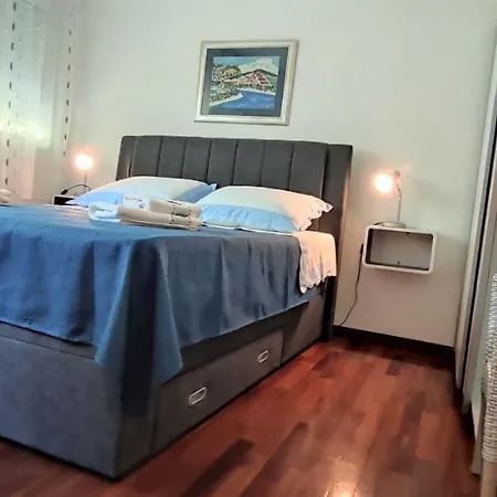 Blue Stella Luxury Апартаменты *