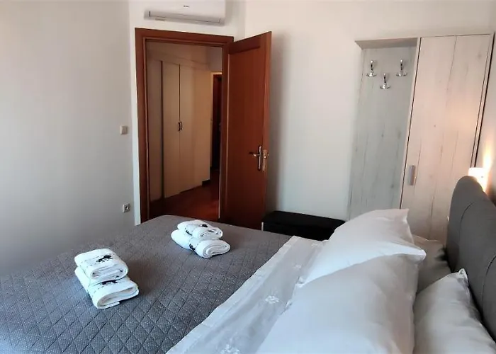 Blue Stella Luxury Lejlighed